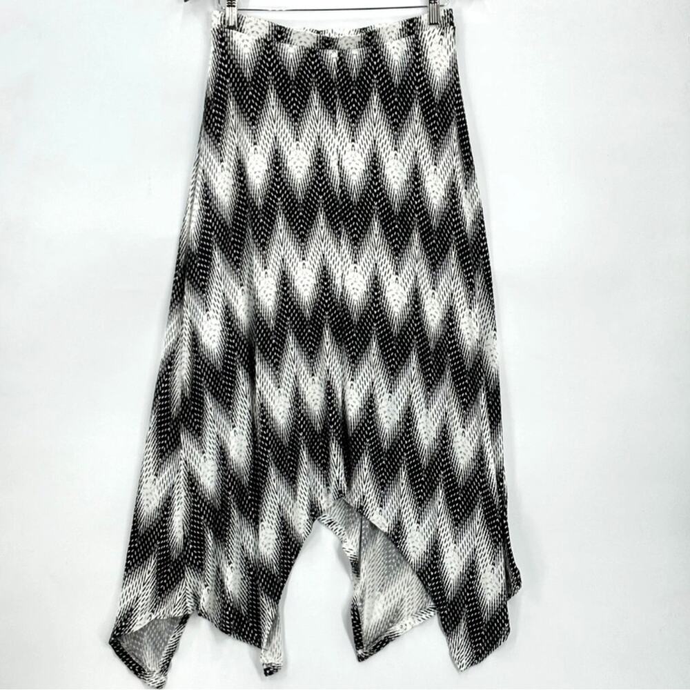 Bobeau Asymmetrical Pull On Black White Boho Casual Maxi Skirt Women’s Size 1X